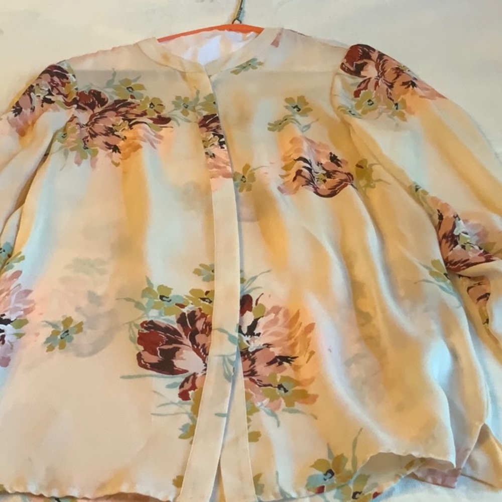 JOIE woman’s silk blouse size XXS